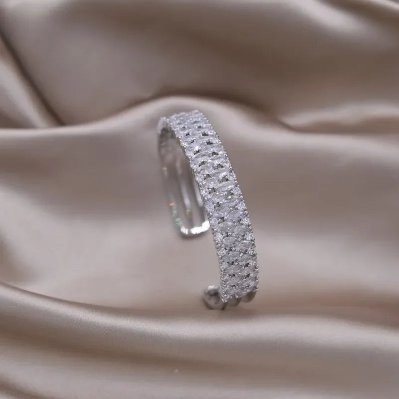 French bracelet