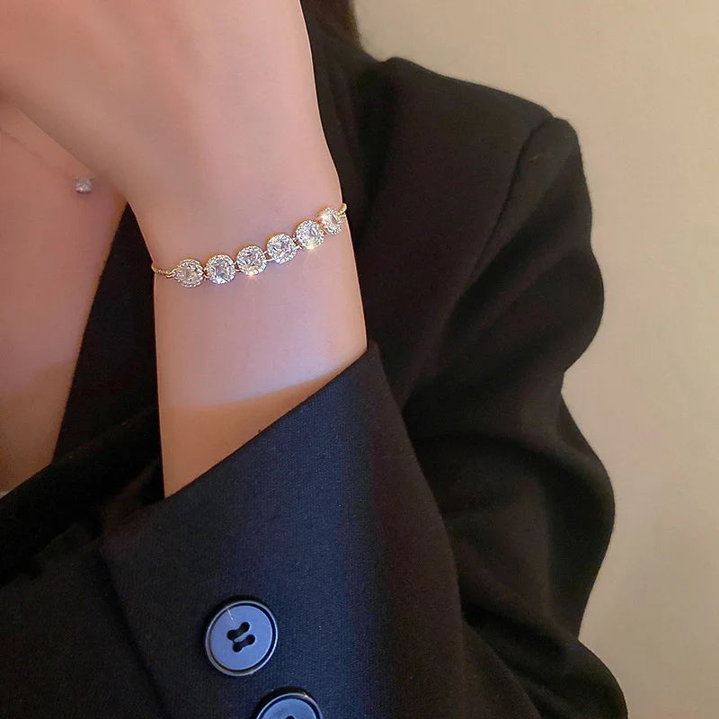 Skyper Bracelate