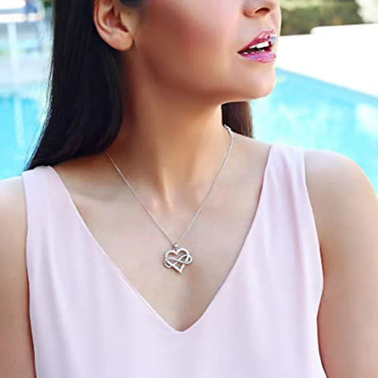 Huitan Silver Necklace