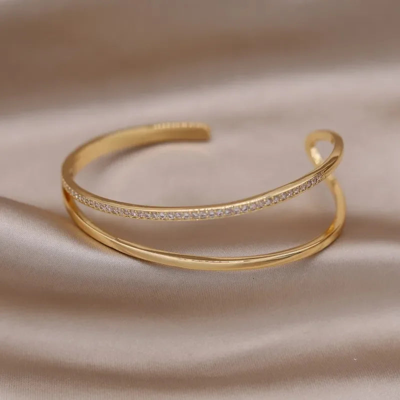 French bracelet