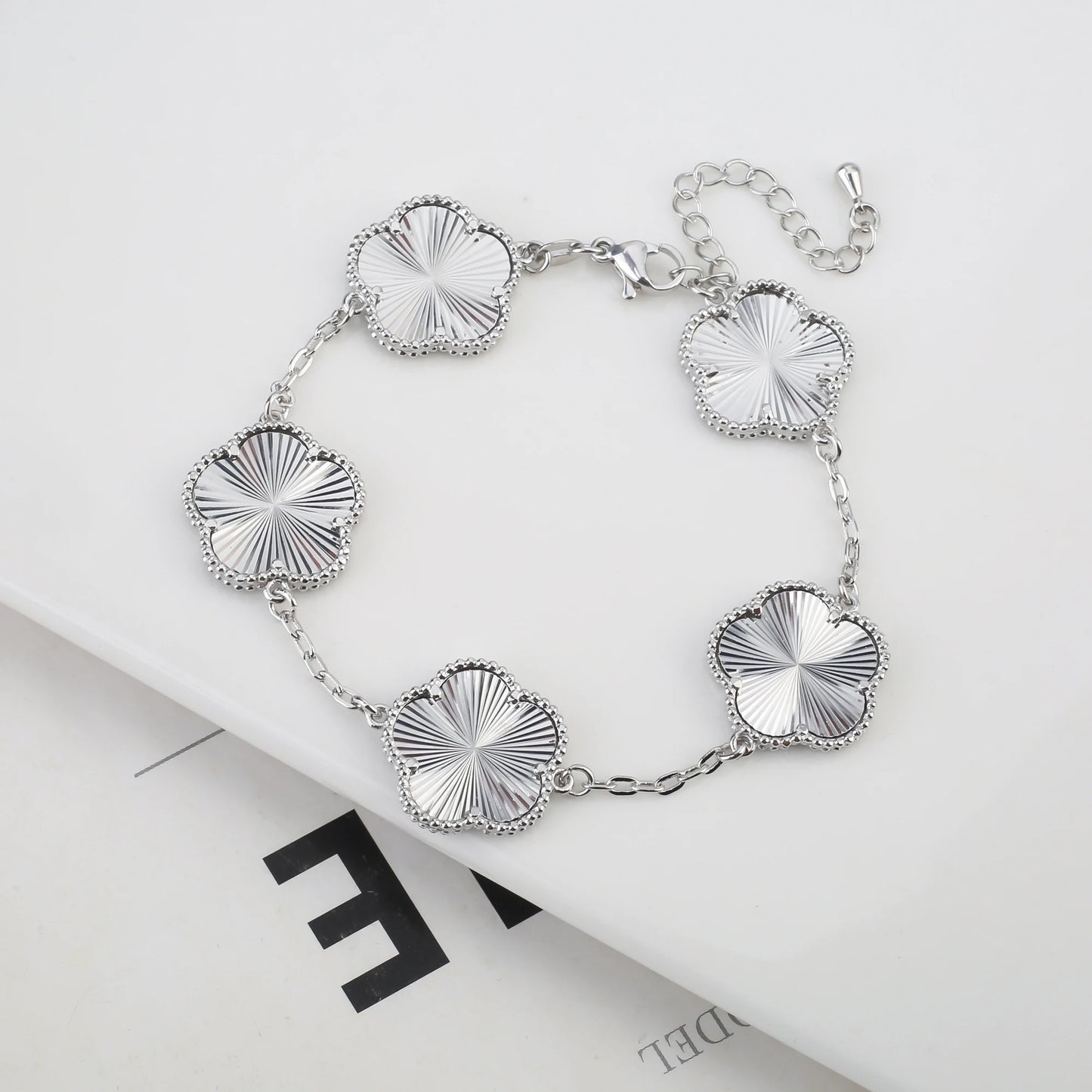 Five Leaf Flower Set
