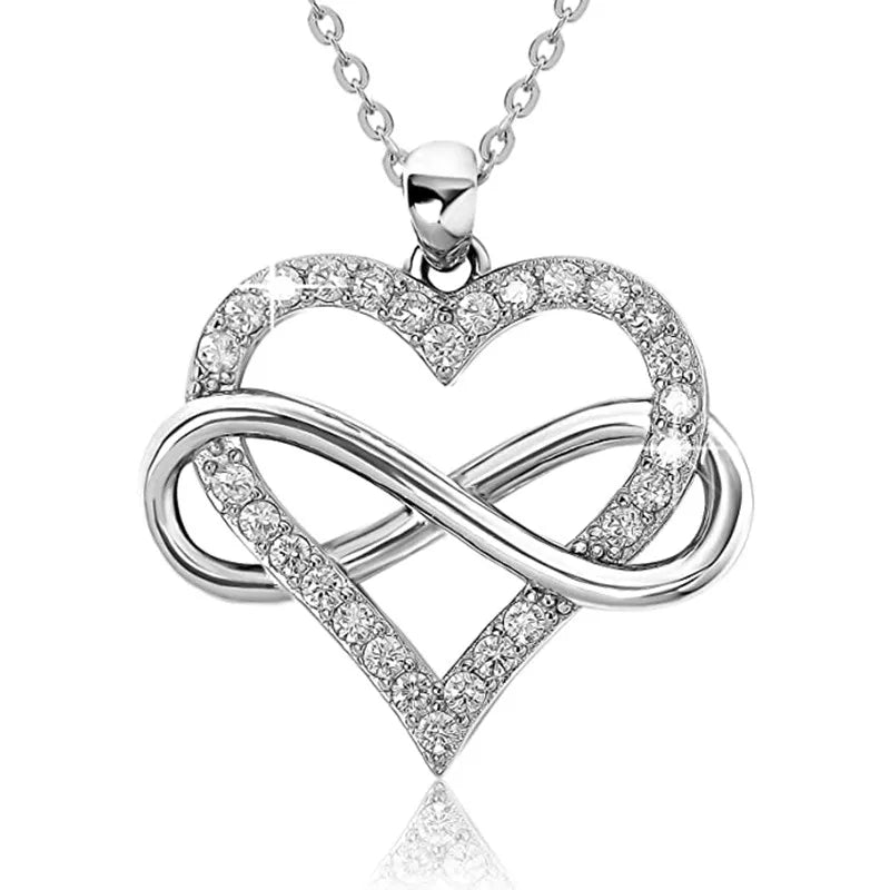 Huitan Silver Necklace