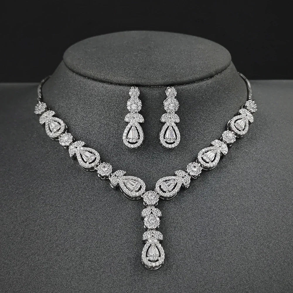 Luvienne Set