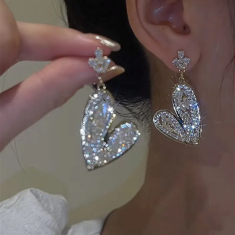 Della Earrings