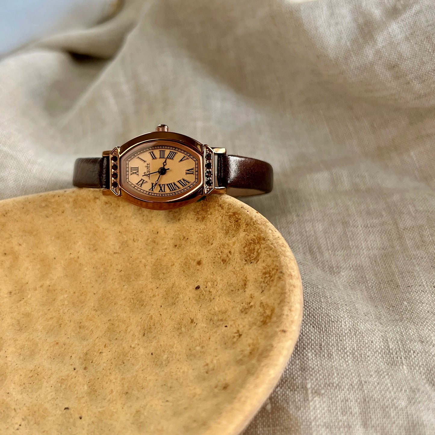 Vintage Coffee Brown Watch