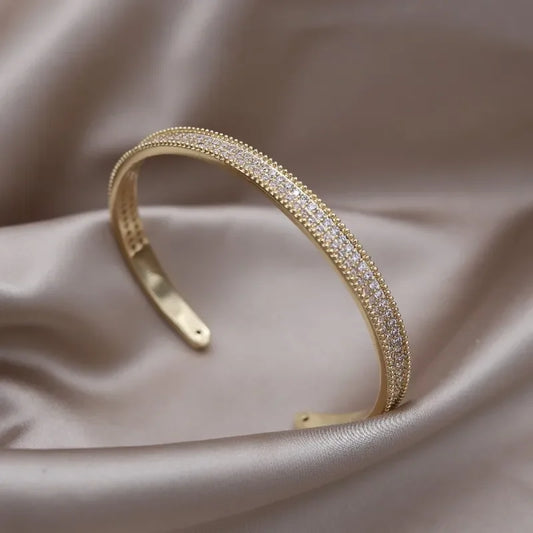 French bracelet