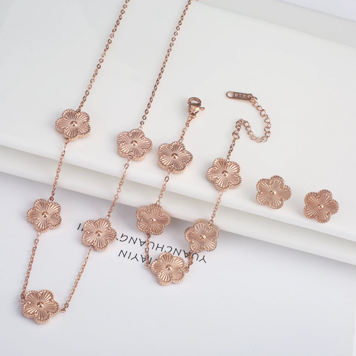 Colette  Set