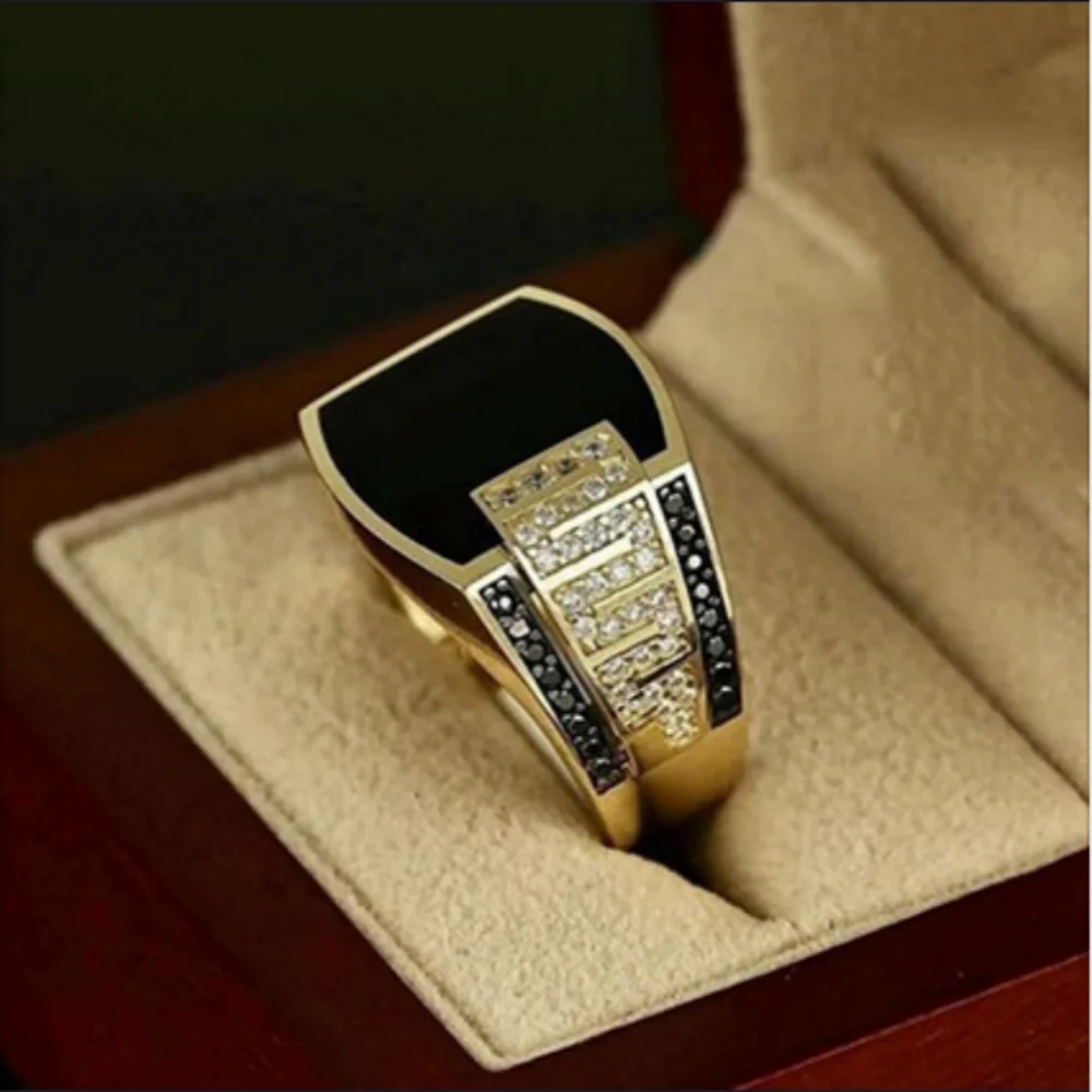 Classic Men's Ring luxury