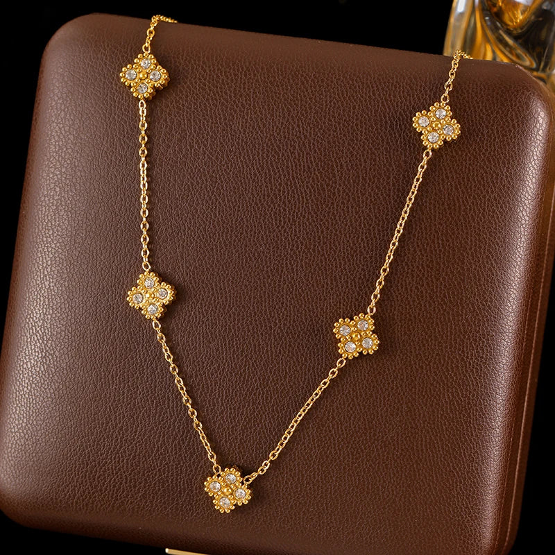 Clover Flower Necklace