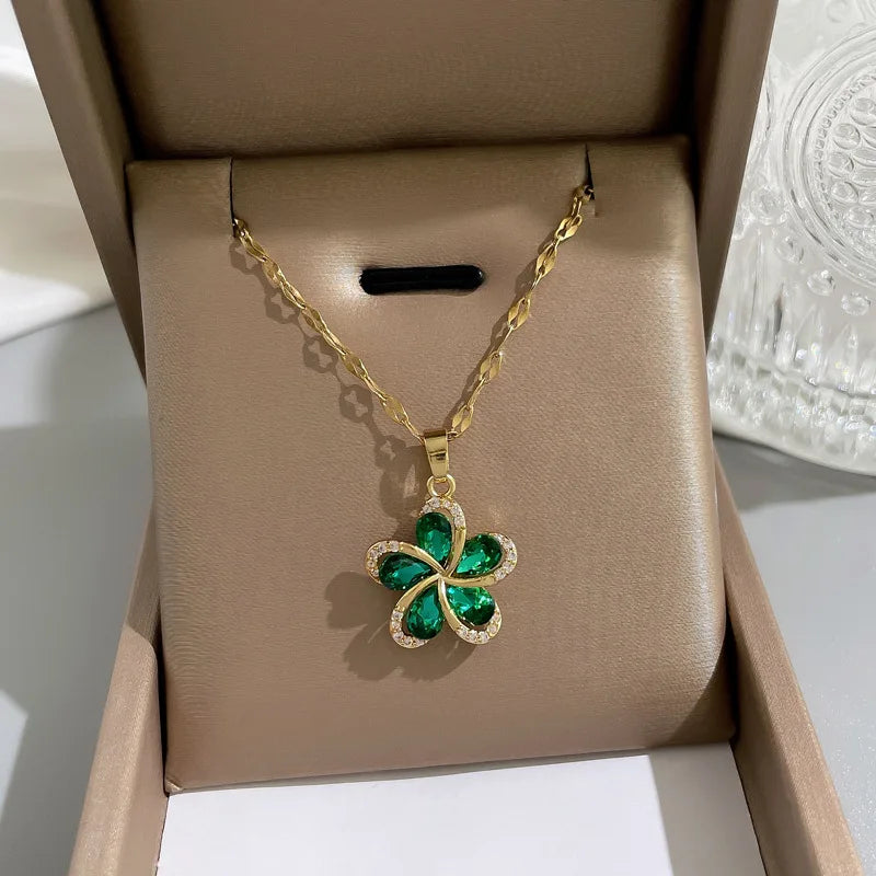 Rotating Necklace