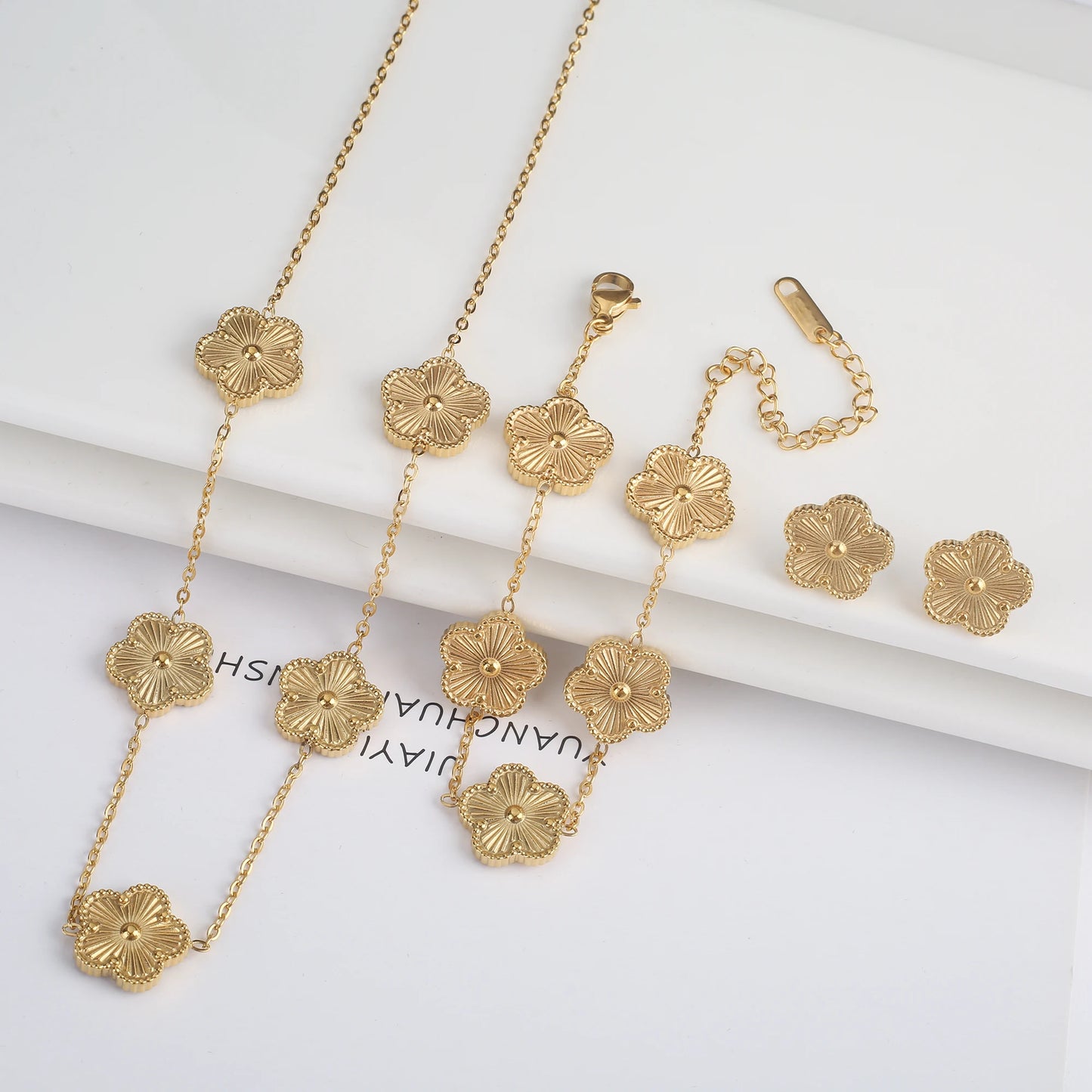 Colette  Set