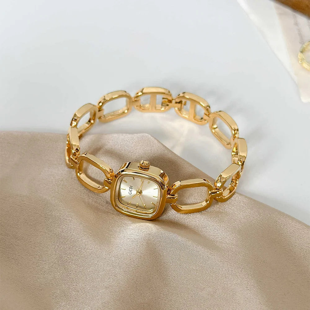 Hollowed Out Bracelet Women's Watch