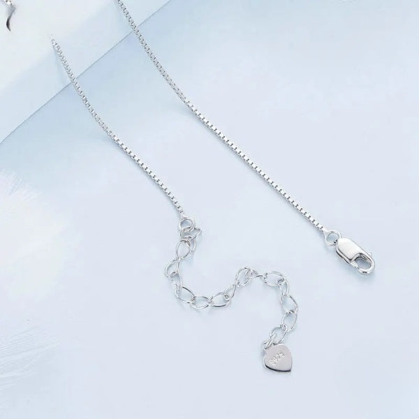 Sella Necklace