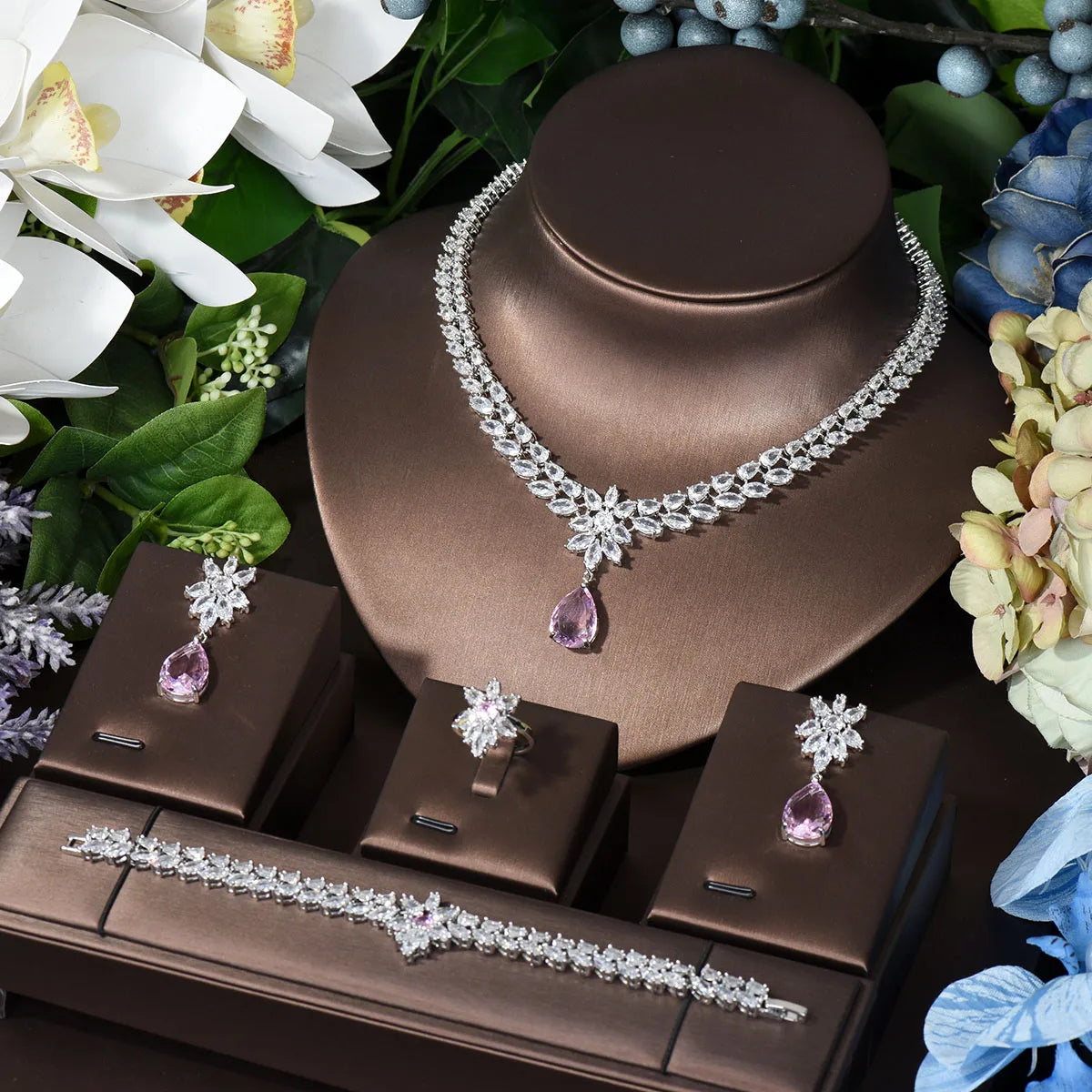 Thalise Sets