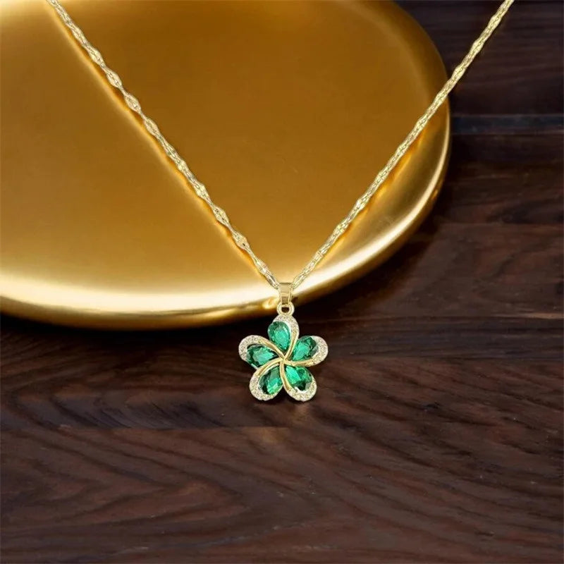Rotating Necklace