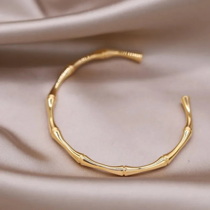 French bracelet